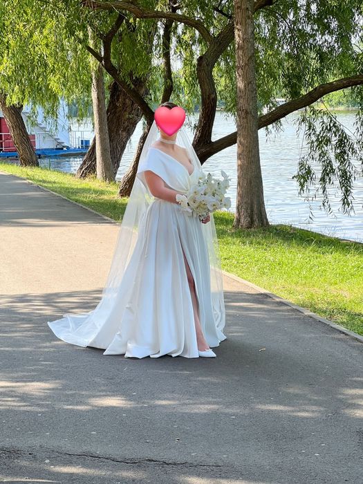 Vand Rochie mireasa