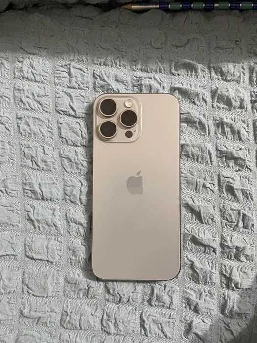 iPhone 16 Pro Max 256GB Titanium Gold / в Идеале 10/10