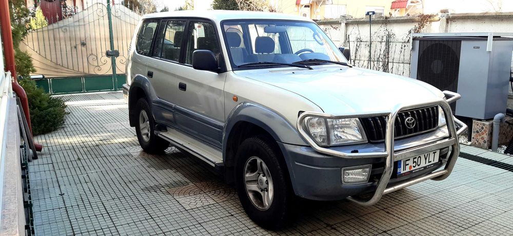 Toyota Land Cruiser KDJ95L , 2001, Diesel 4x4, 7 Locuri, Argintiu