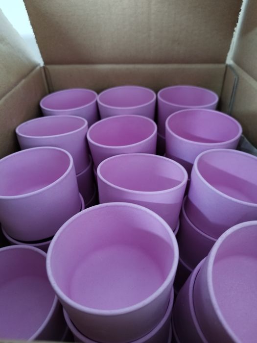 Vand matrite, recipiente si fitile pentru productia de lumanari parfum