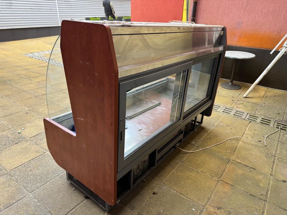 Хладилни витрини КАСПА