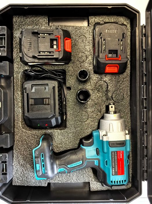 Surubelnita impact Flinke 68V cu 2 baterii 439 lei