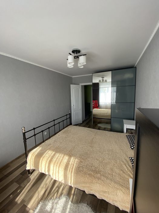Продам 3-ком квартиру Островского 147