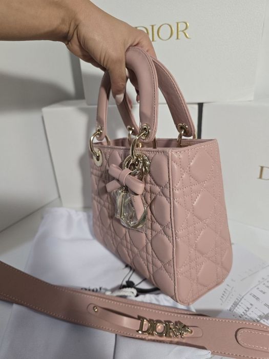 Налична чанта Lady Dior Blush