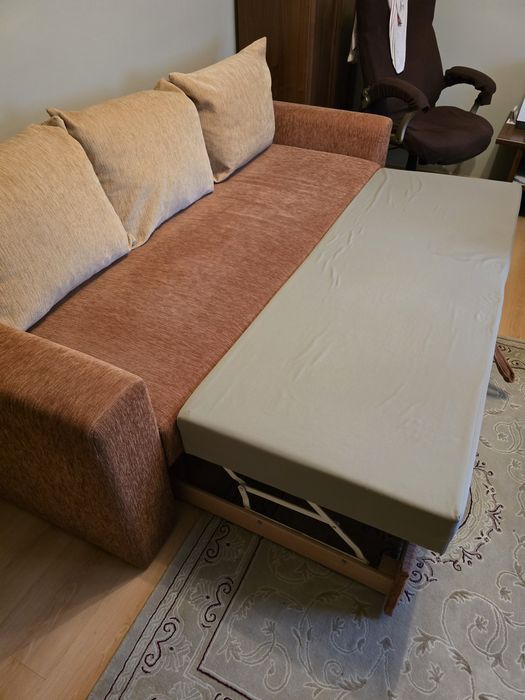 Vand. canapea extensibila .OCAZIE!