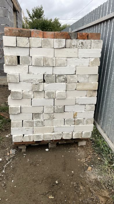 Кирпичи,Силикат полуторный б/у