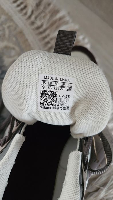 Кроссовки Adidas