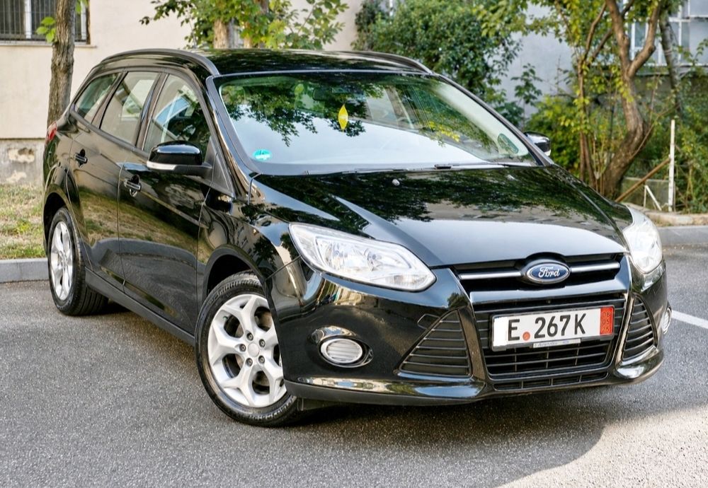 FORD Focus 2011 — imagine 4