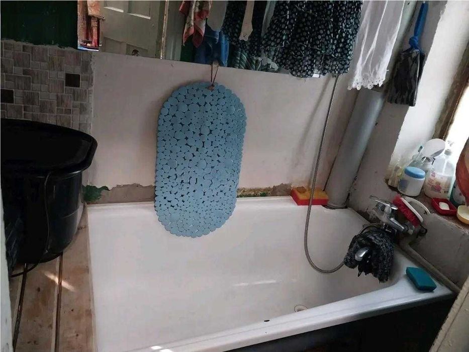 Продаётся тёплая квартира, болгарского типа, в старом городе.