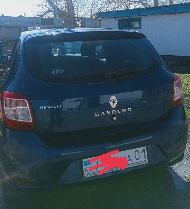 Продам авто рено сандеро 2