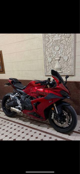 QJMOTOR 600RS 2025 в эксклюзивном тюнинге под Benelli