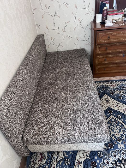Диван раскладной 10000