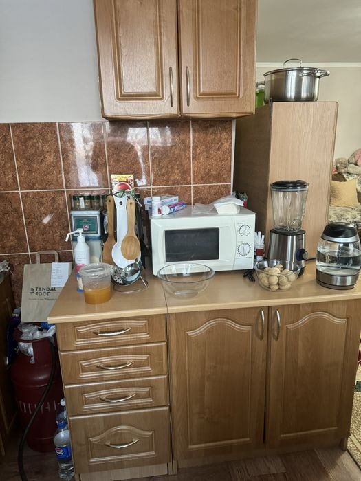 Продам кухонную гарнитуру