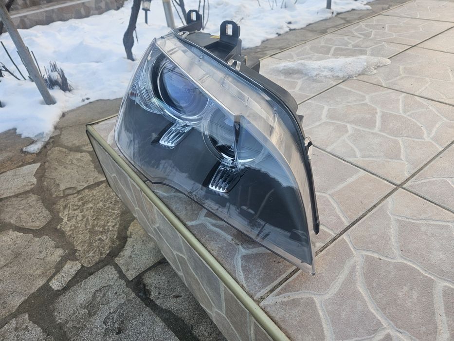 Десен фар за BMW e70 Feis 2010 2013