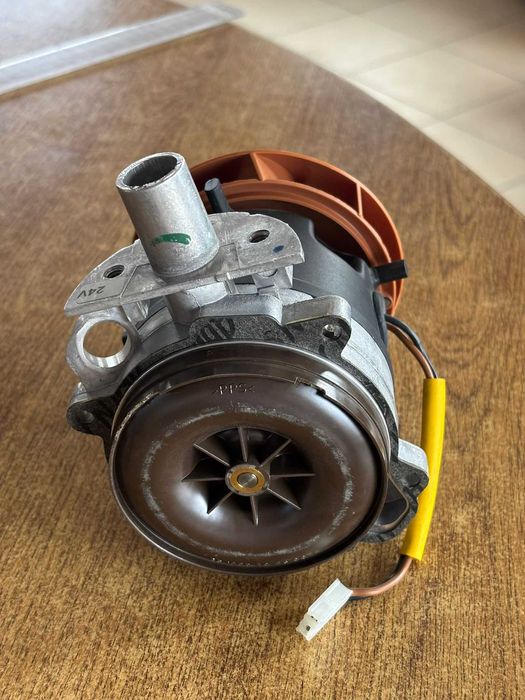 Motor de suflantă Eberspacher D1LC de 24V