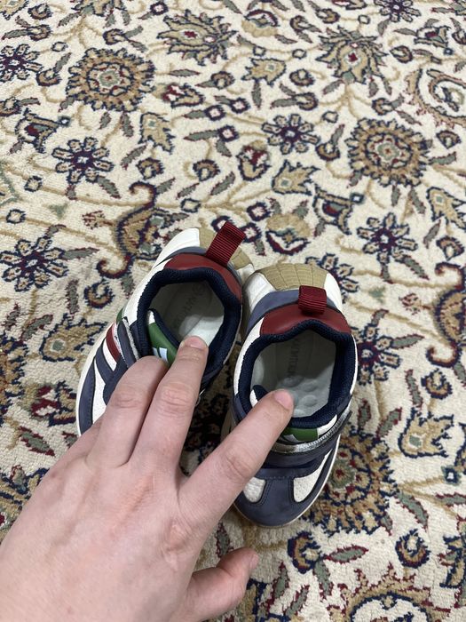 Продам кроссовки 21 размер