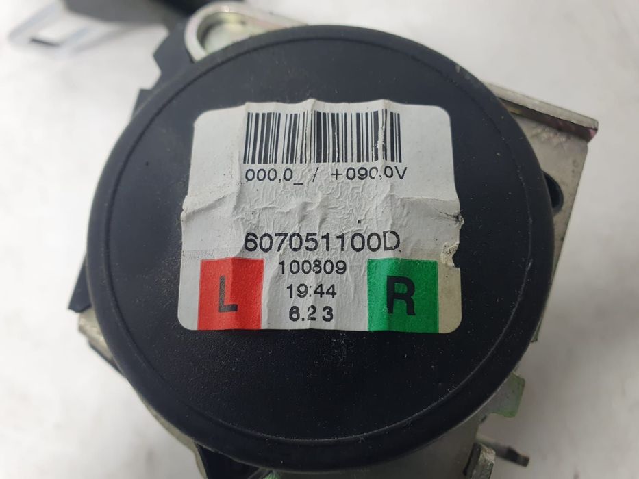 Centura stanga/dreapta spate 607051100d BMW X1 E84