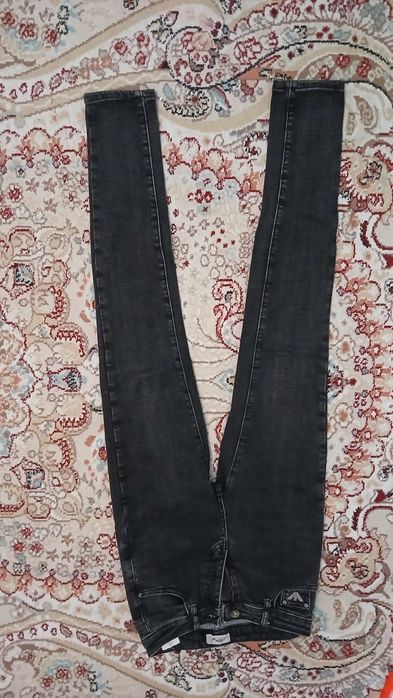 Прямые джинсы и  шорты