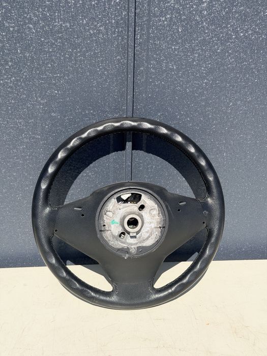 Volan BMW x3 e83 cu comenzi complet