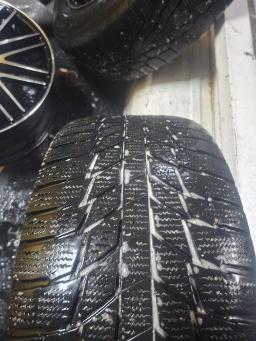 Продам диски с резиной 5×100