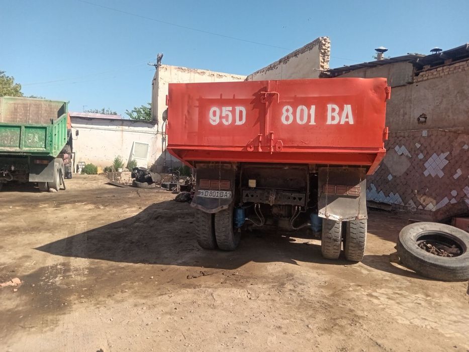 Камаз самосвал..
