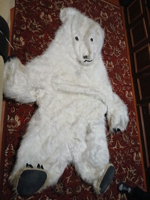 Продам анематорского белого медведя