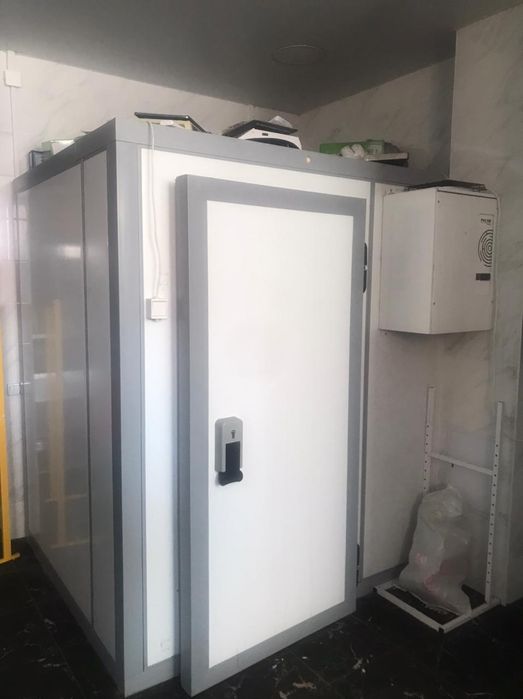 Морозильные и холодильные камеры