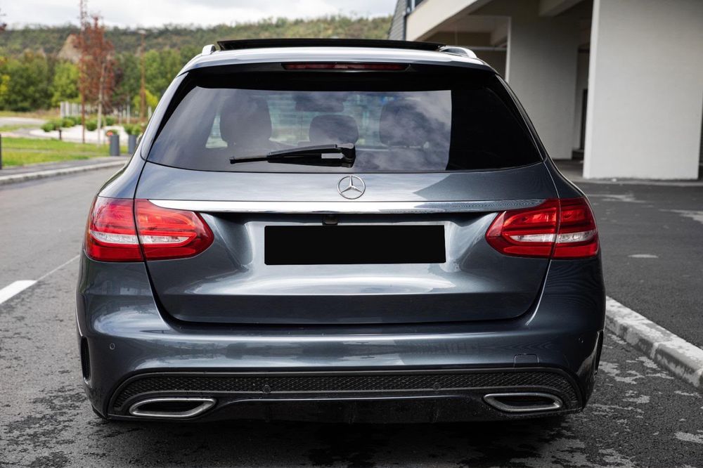 Vand Mercedes-Benz