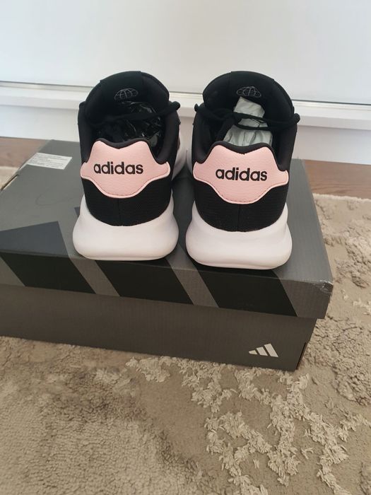 Adidas original nr 36