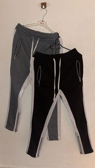 2 perechi de pantaloni