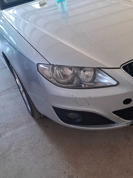 Продавам личния си Автомобил Seat Exeo, 2010 г