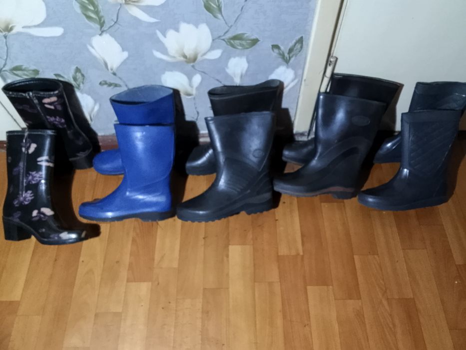 Продам сапоги резиновые