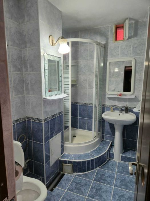 Apartament 4 camere, 90 m², renovat și izolat, – Copșa Mică,