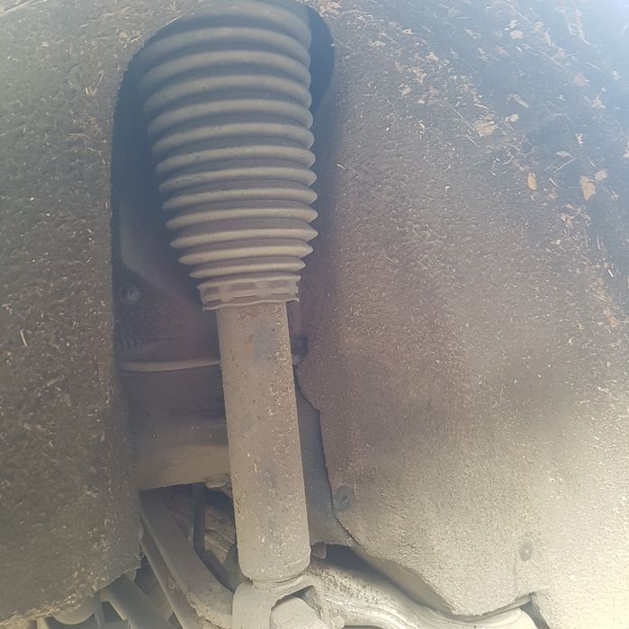 Компресор въздушни възглавници за ауди а8 гр. Мадан • OLX.bg