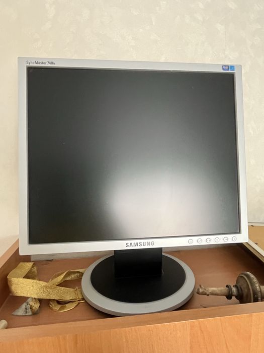 Монитор самсунг