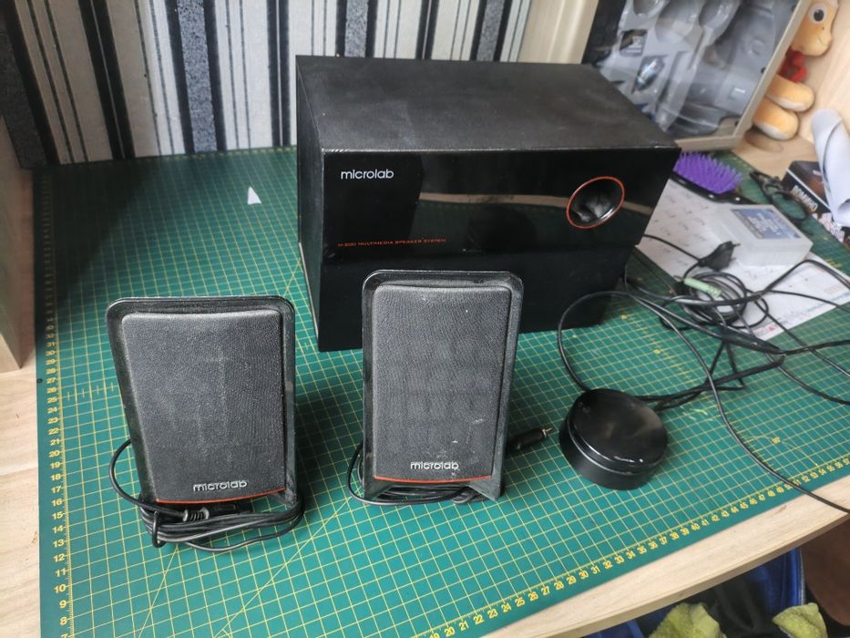 Акустическая система Microlab m200