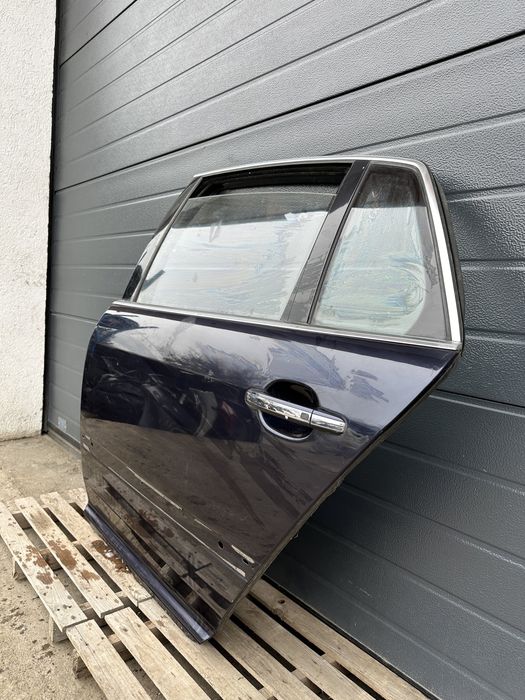 Usa / Portiera stanga spate VW Phaeton 2002-2016