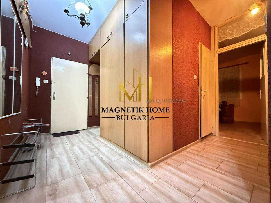 Просторен ЧЕТИРИСТАЕН апартамент до Терминала в Зона В, Меден Рудник