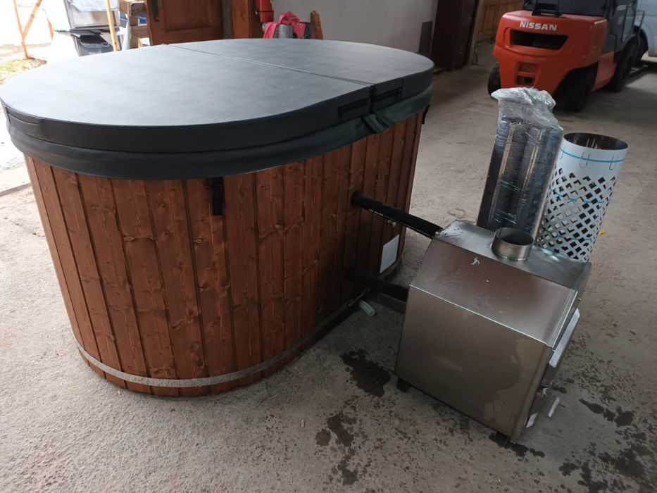 Ciubar fibra sticla oval cu soba exterioara,ofuro,