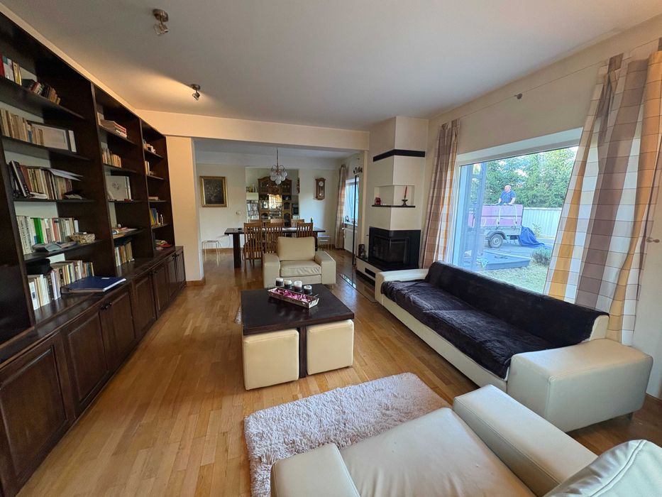 Vand casa unicat -str. 1 Mai