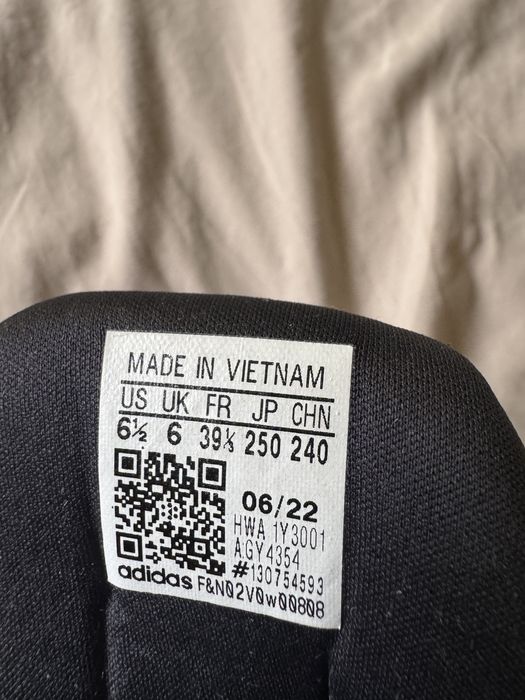 Дамски маратонки за бягане Adidas Eq21 Run 2.0 J GY4354 Черни