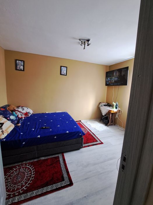 Apartament 3 camere bulevardul oituz  Onesti
