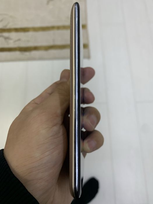 Срочно продается телефон  Lg K10