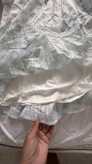 Продам новое платье