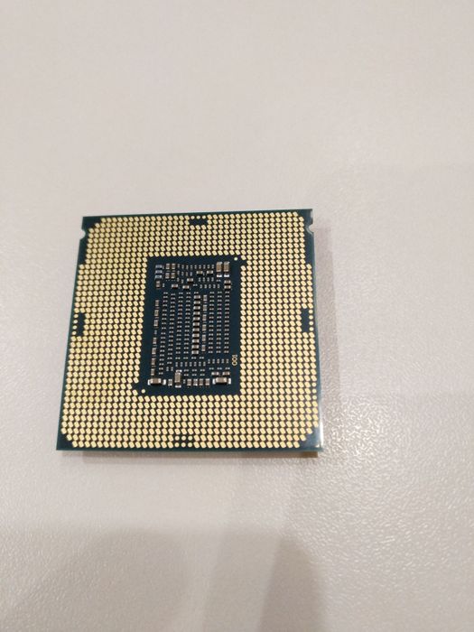 Процессор Intel core i5 9500