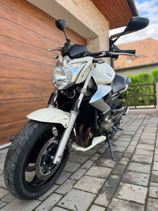 Yamaha XJ6 - 2010- Garantie ~Rate fixe~