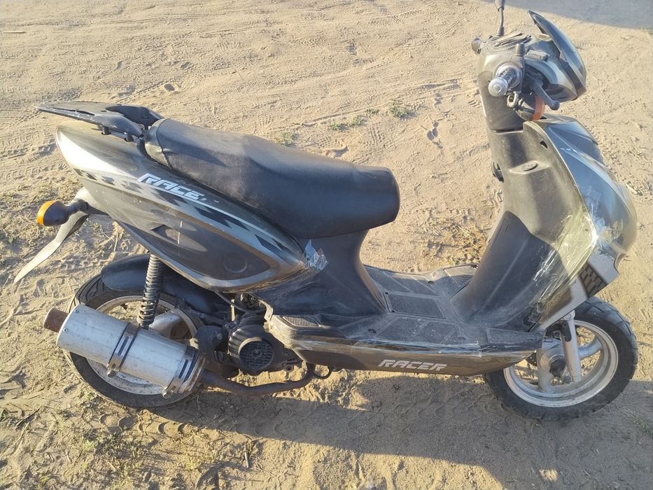 Продам скутер не ходу