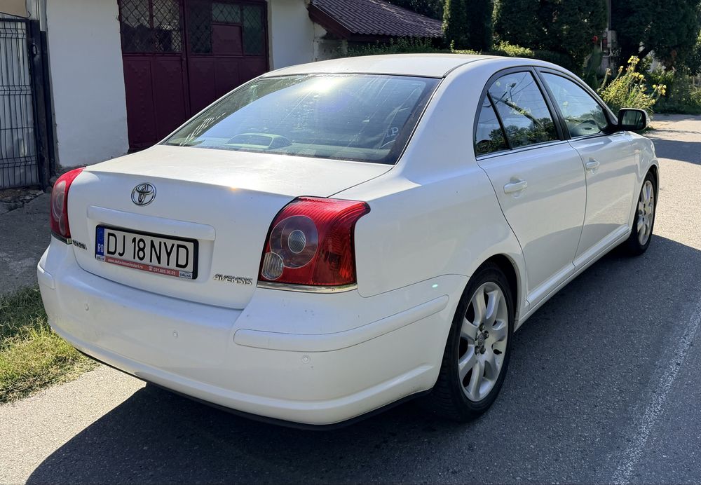 Toyota Avensis 2008 – 2.0 benzina, 150 CP – 182.000 km