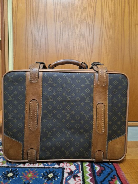 Ретро куфар на LOUIS VUITTON