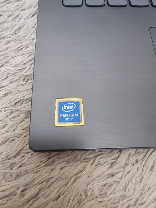 Продам  ноутбук lenovo сумма мышка